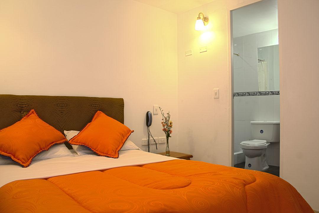 Hotel Villa Karina Bogota Buitenkant foto