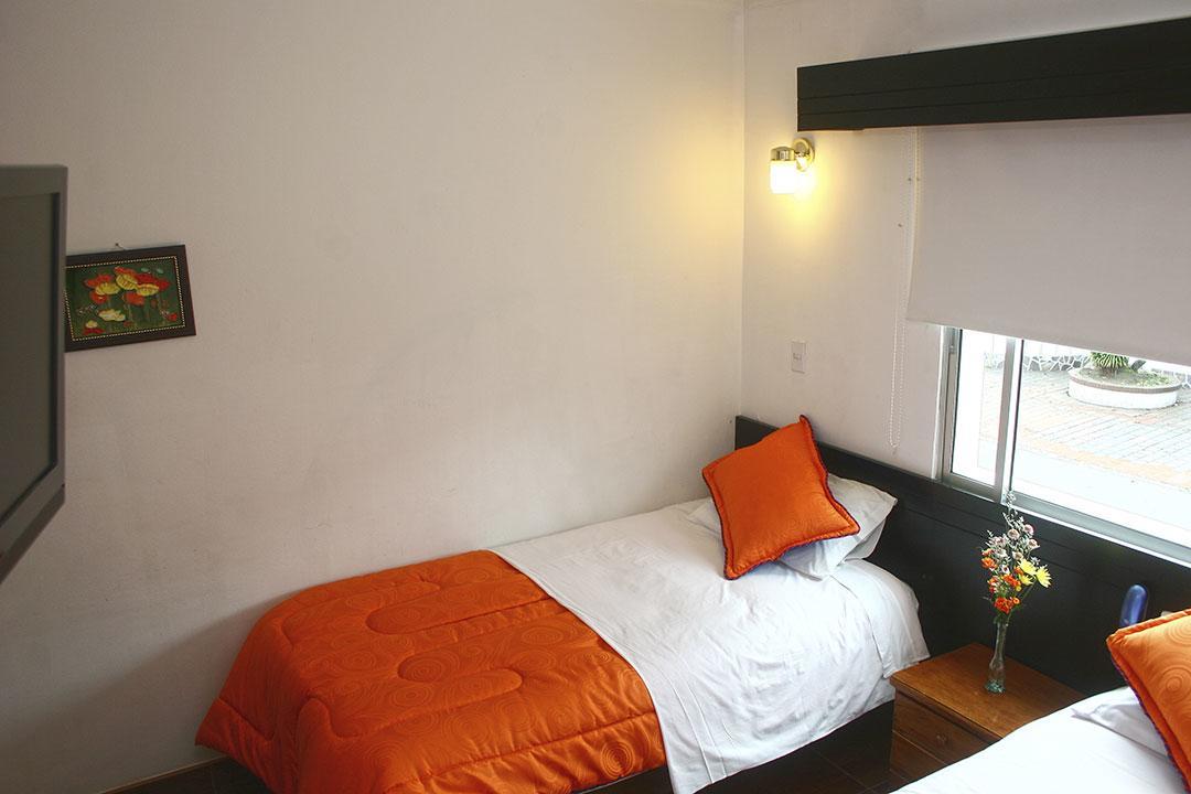 Hotel Villa Karina Bogota Buitenkant foto
