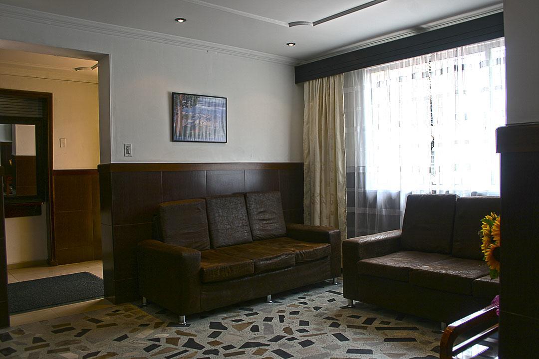 Hotel Villa Karina Bogota Buitenkant foto